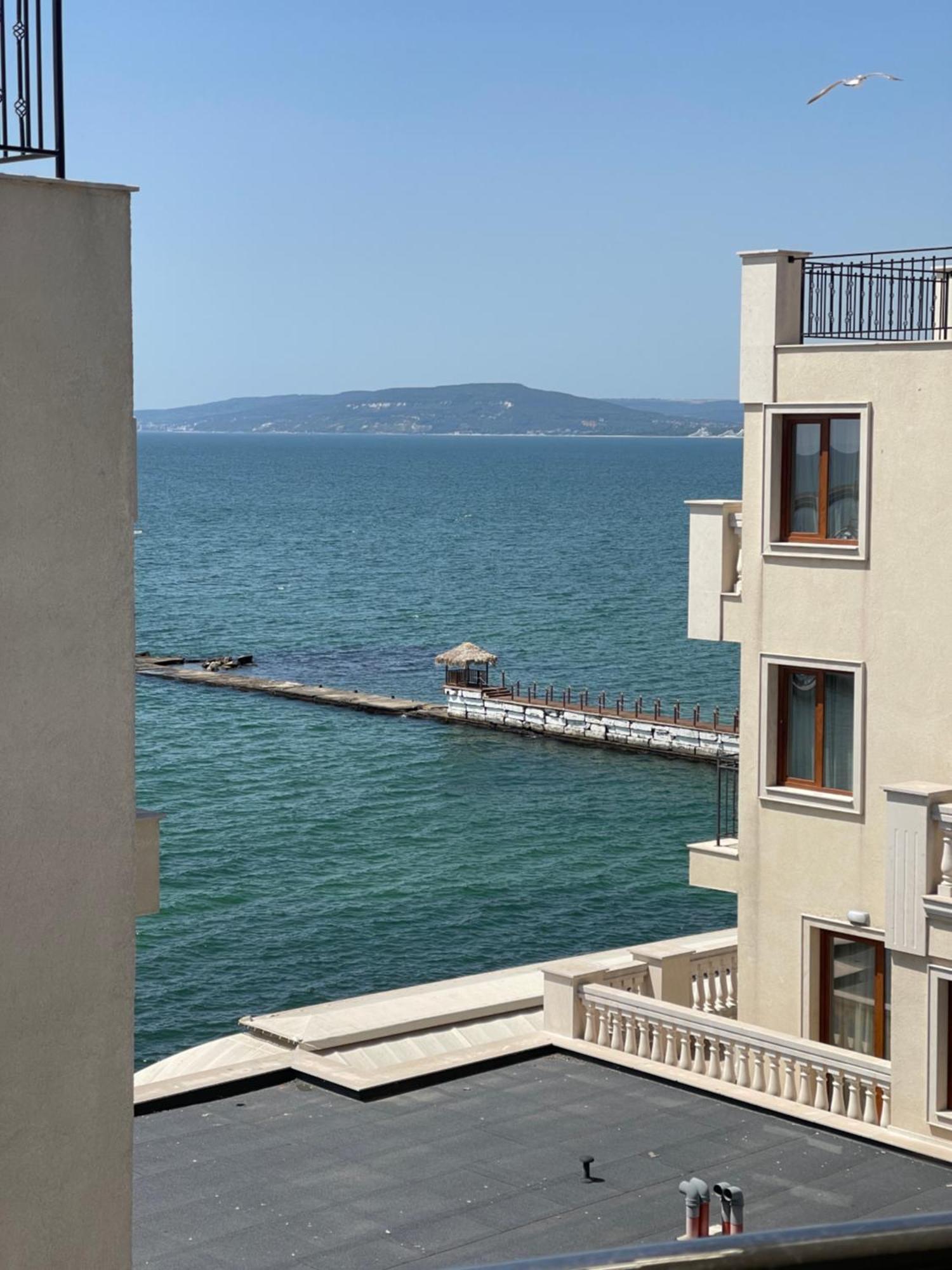 Balchik English House エクステリア 写真